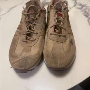 adidas Men's Tan Sneakers